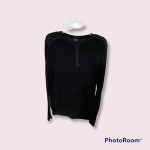 Black long sleeve light sweater